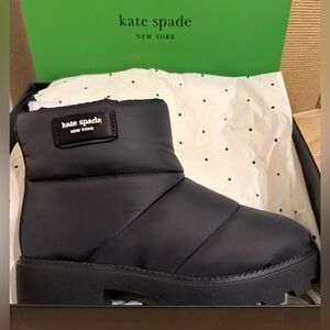 💯NWT Kate Spade New York Puffed Lug Sole Pull-On Booties in Black - Size 7